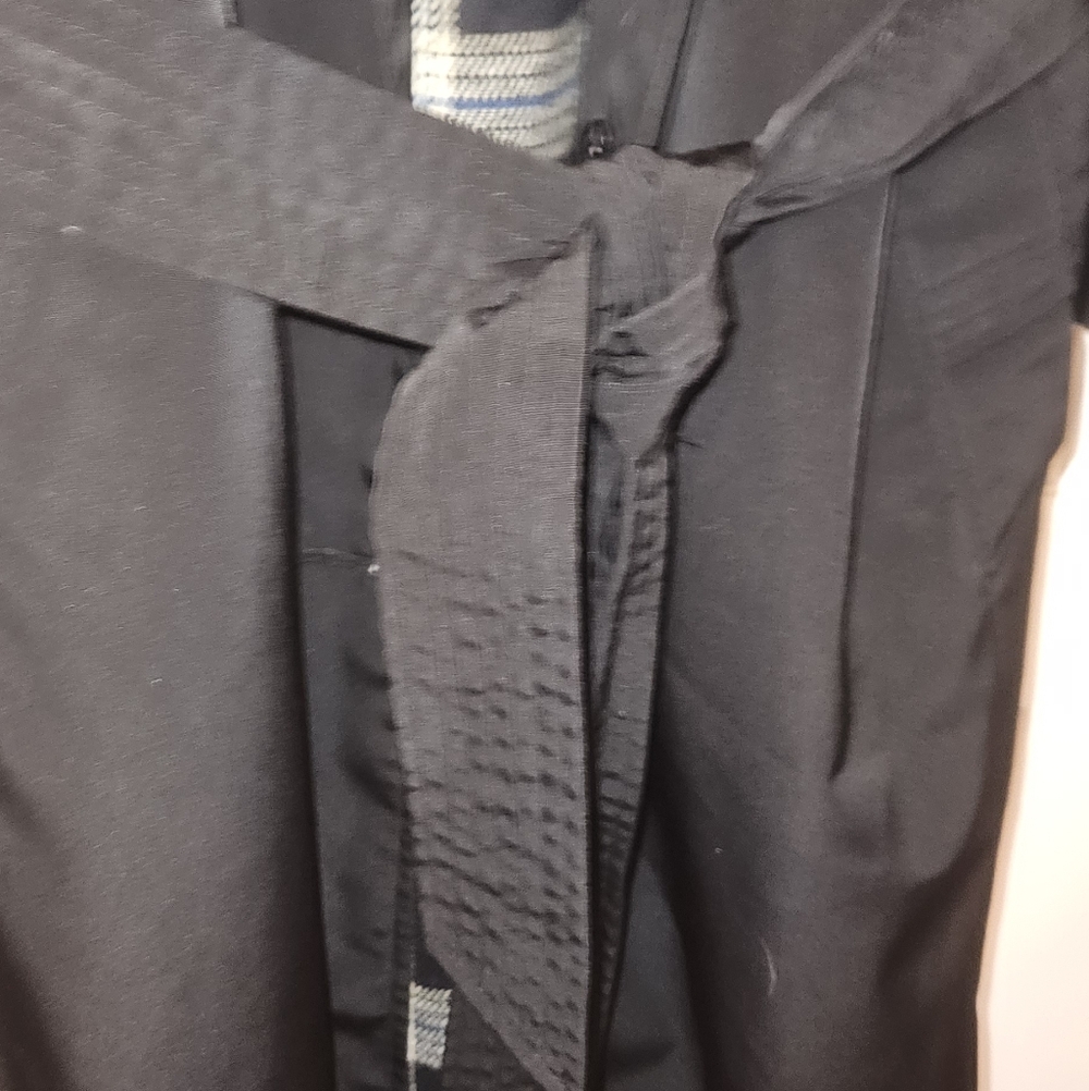 London Fog- Lined Black Trench Coat for Women 12 Petite - Picture 5 of 5